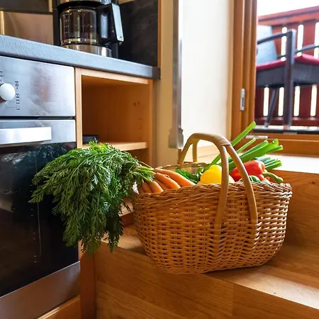 Engelmannstift Apartman *